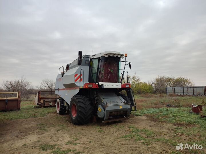 Комбайн Ростсельмаш Vector 410, 2009