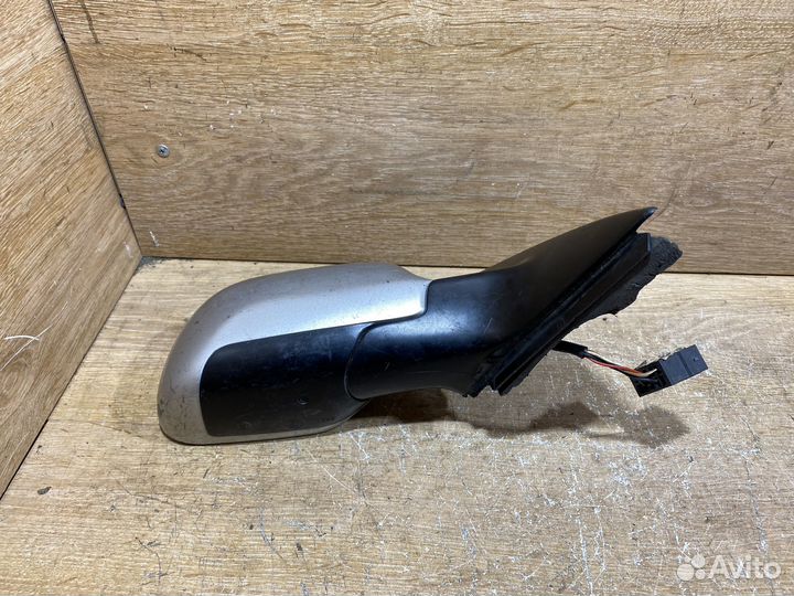 Зеркало правое Audi A6 C5 Арт. 7721515