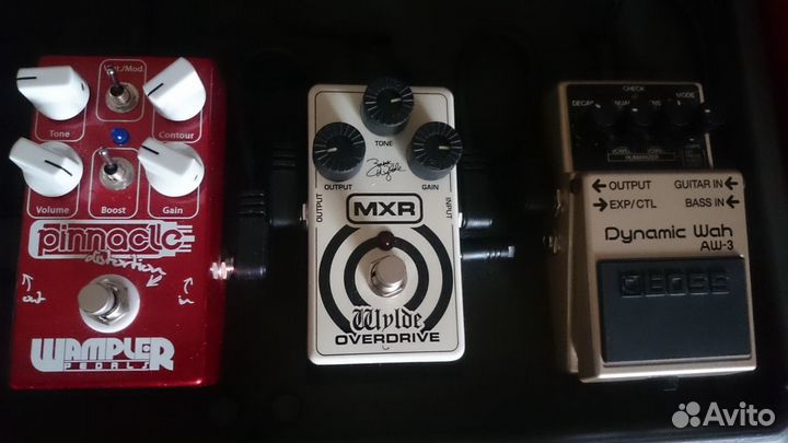 Две гитарные педали