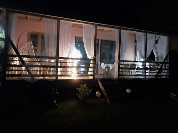 Дом 180 м² на участке 10,4 сот.