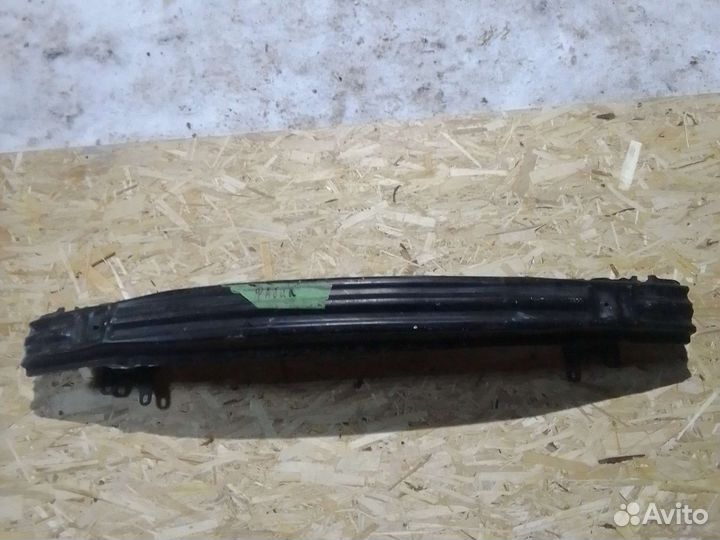 Усилитель переднего бампера skoda fabia 1