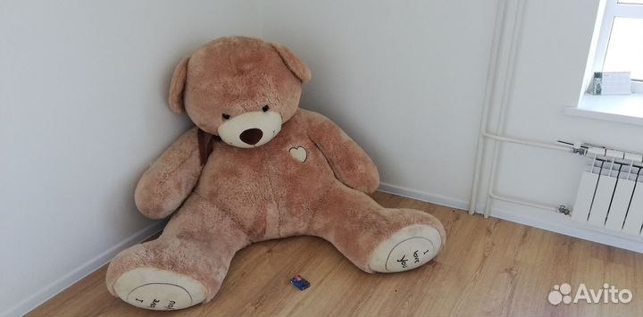 Плюшевый медведь