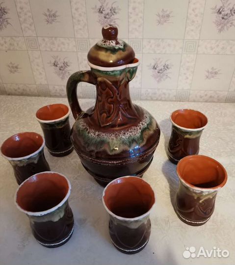Керамика: кувшин и 6 стаканов