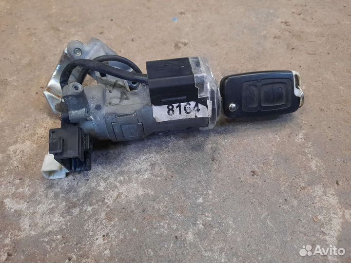 Замок зажигания geely gc6