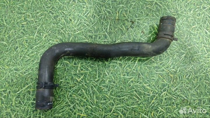 Патрубок системы охлаждения Renault Megane 2