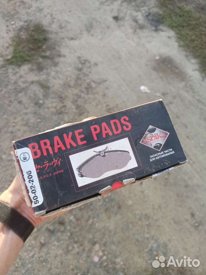 Тормозные колодки toyota avensis