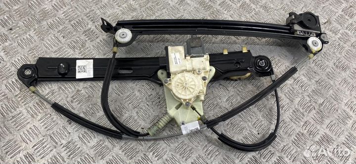 Стеклоподъемник передний правый BMW 5 51337197920