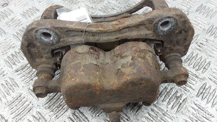 Суппорт передний левый Chevrolet Captiva 2008