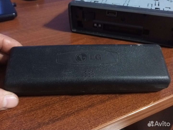 Кассетная магнитола LG