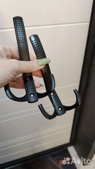 Крючки для одежды