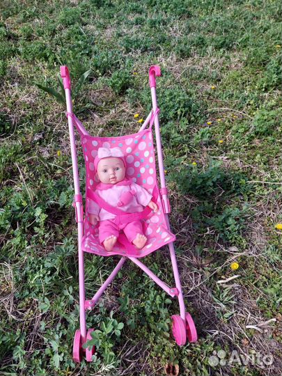 Коляска с куклой