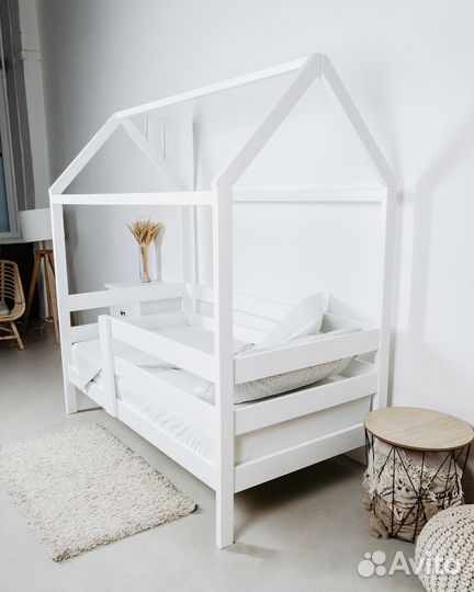 Детская кровать Домик