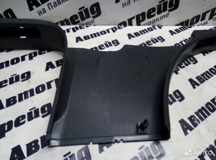 Накладка на порог левая Volkswagen Touareg 7LA BMV