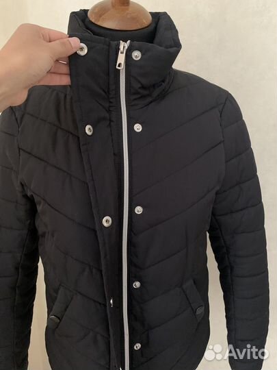 Куртка женская стеганая H&M демисезон черная 44