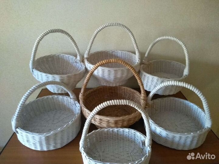 Корзина плетеная