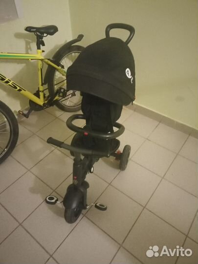 Детский велосипед с ручкой