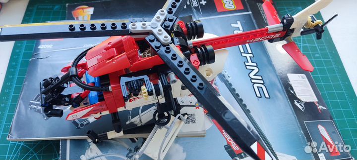 Lego Technic 42092 (Спасательный вертолёт)