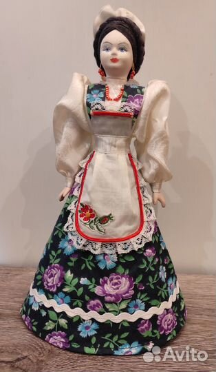 Кукла сувенирная