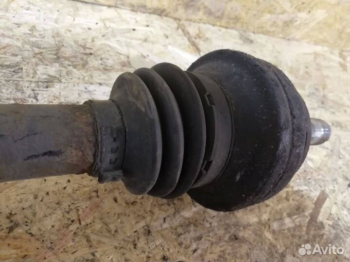 Полуось задняя Mercedes-Benz E-Класс