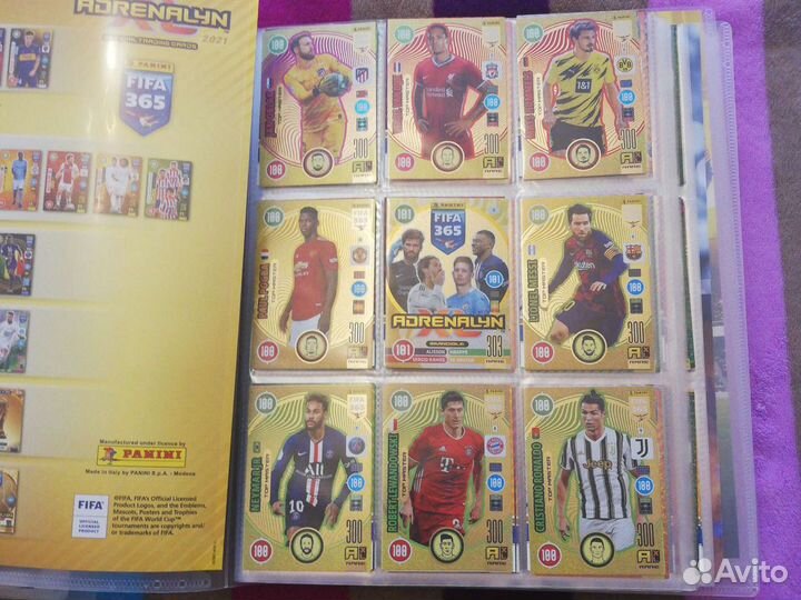 Альбом panini fifa 2021