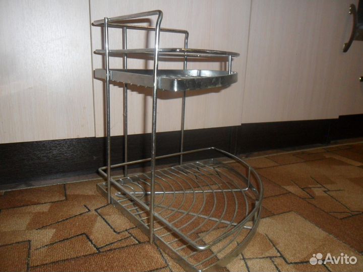 Продам угловую полку хром б/у