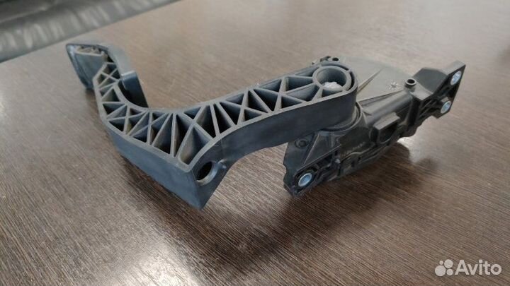 Педаль газа Audi A8 D3 6.0 BHT 2008