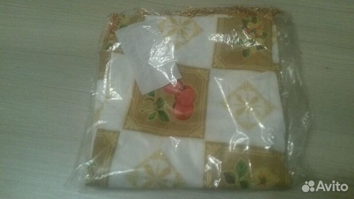 Скатерть 110140 новая в упаковке