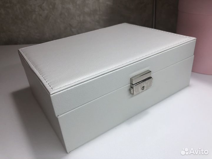 Шкатулка для украшений