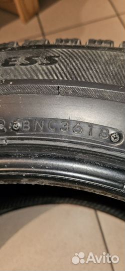 Bridgestone Blizzak VRX2 235/55 R18