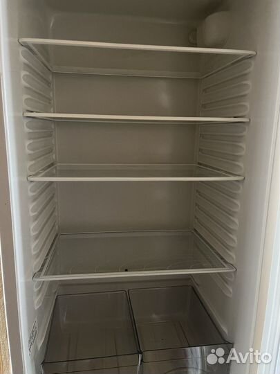 Холодильник бу(сломан компрессор)