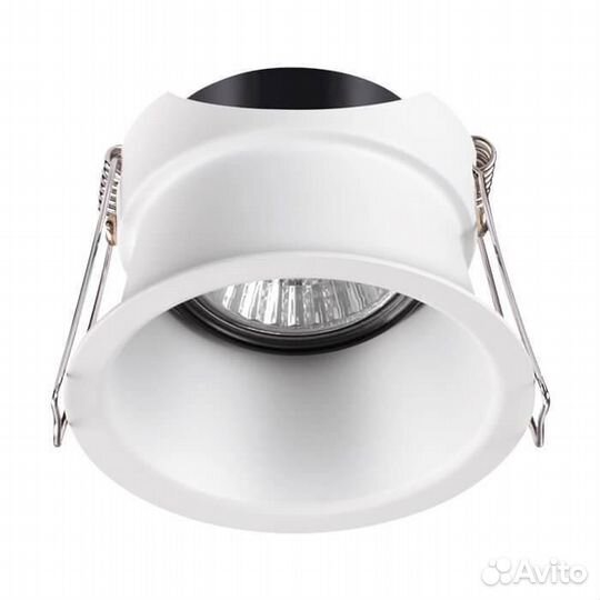 Светильник встраиваемый на кухню