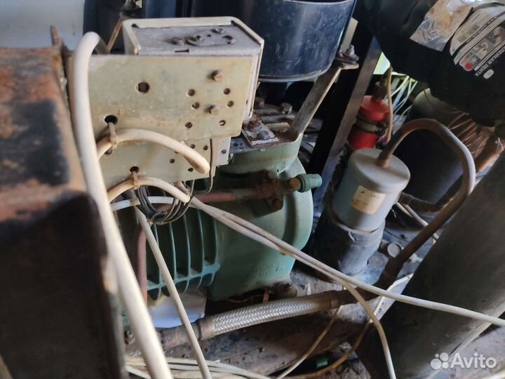 Мотор, компрессор к морозильнику