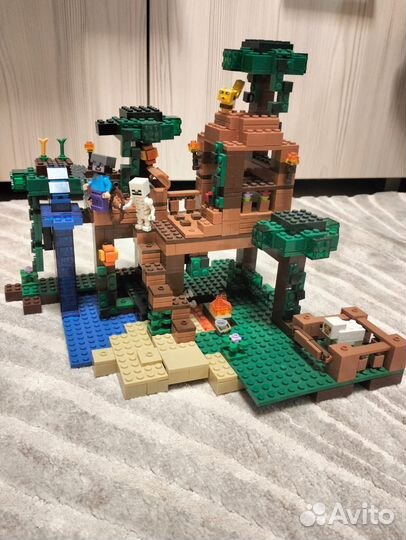 Lego My world (домик на дереве)