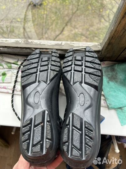 Лыжные ботинки