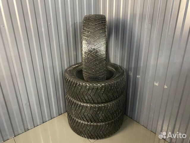 Goodyear UltraGrip Ice Arctic SUV 225/60 R17 103T