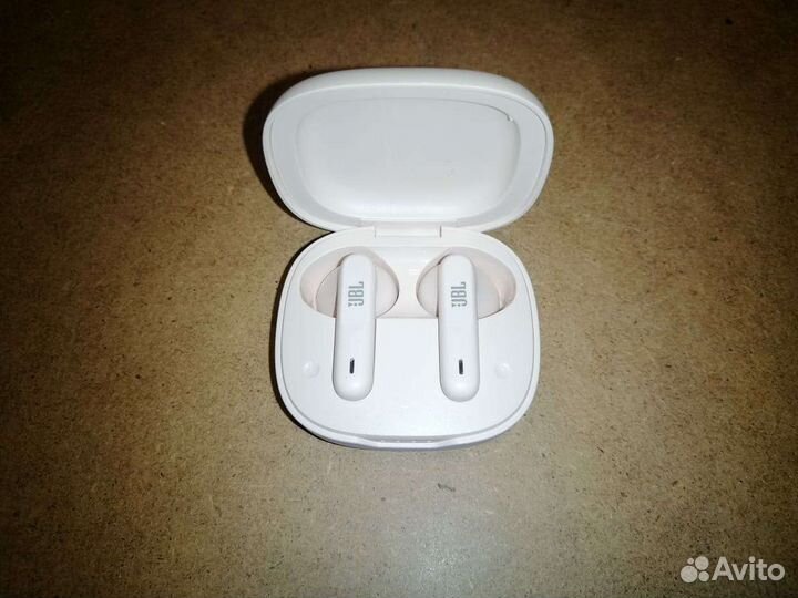 Наушники JBL Wave 300 TWS