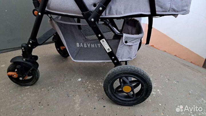 Коляска BabyHit с рождения