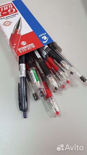 Гелевые красные и черные ручки pilot