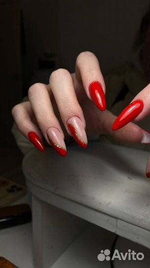 Маникюр педикюр