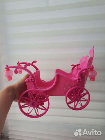 Карета для кукол Барби розовая