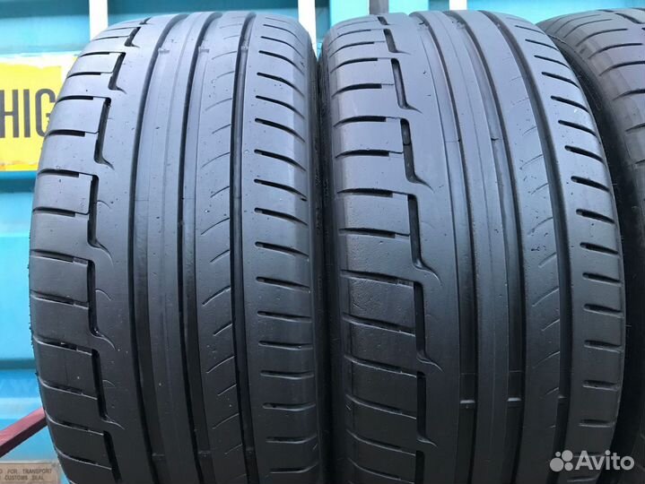 Dunlop SP Sport Maxx RT 205/40 R18 106H