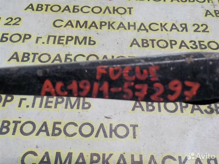 Поводок стеклоочистителя передний правый Ford Foc