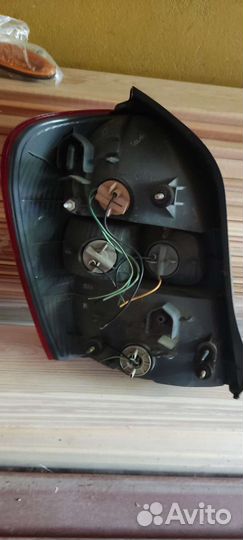 Фонарь задний Mazda familia s-wagon