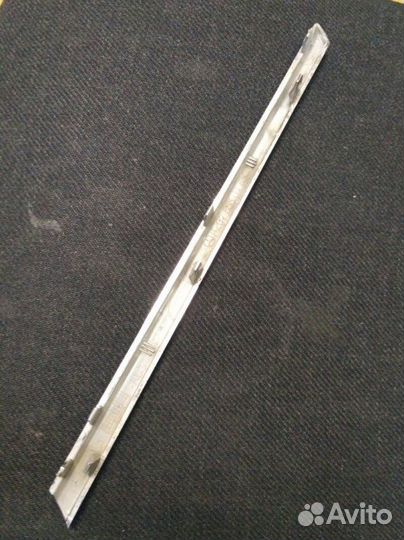 Накладка решетки радиатора Mercedes-Benz E-Class