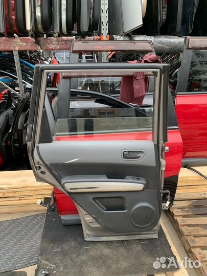 Левая задняя дверь Nissan X-trail T31