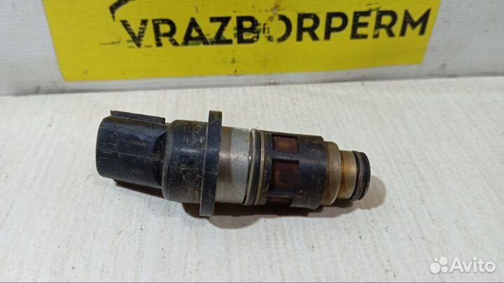 Форсунка топливная Nissan Almera N15