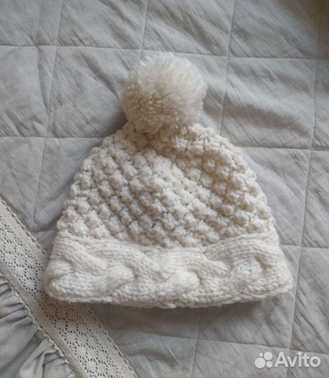 Шапка вязаная белая
