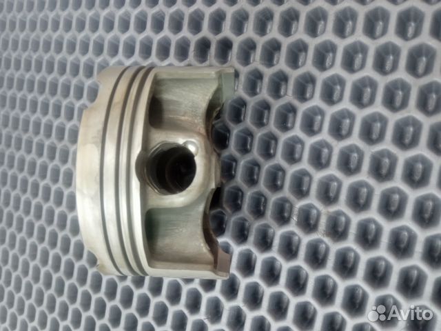 Suzuki gsxr 600 k8 k9 k10 n735 Поршень