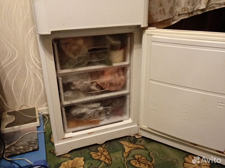Холодильник индезит