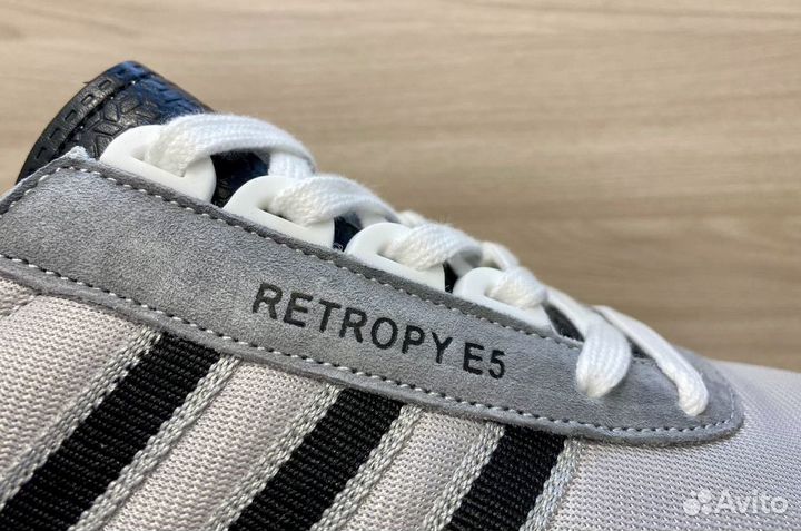 Кроссовки Adidas Retropy E5 новые мужские